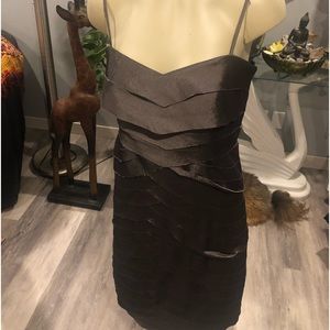 NWT.  Fun & flirtydress from LE CHATEAU.